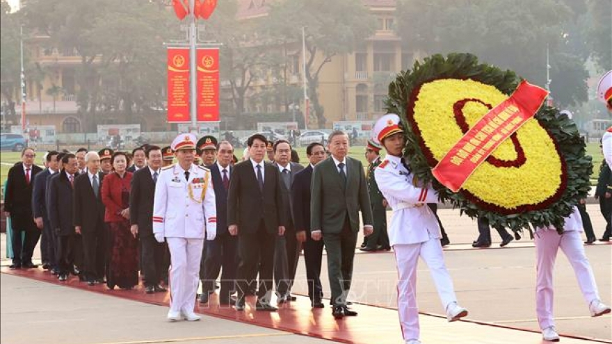 Lãnh đạo Đảng, Nhà nước vào Lăng viếng Chủ tịch Hồ Chí Minh