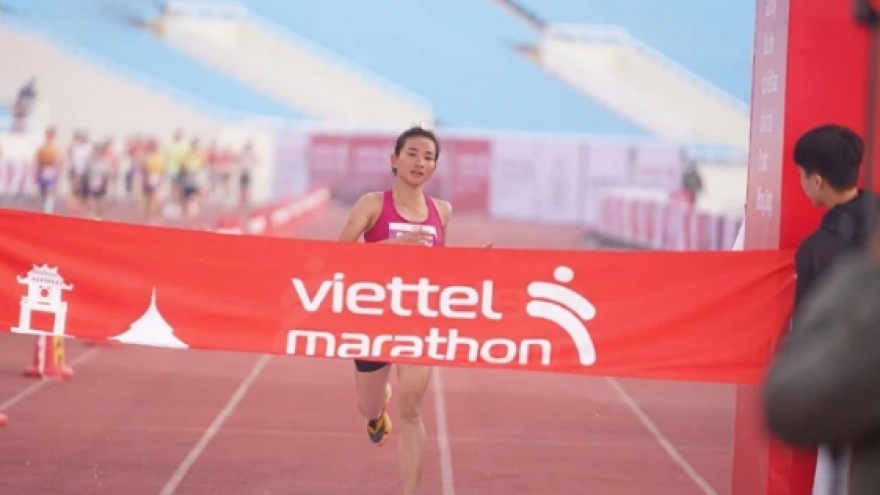 Angkor Wat welcomes 9,000 runners at Viettel Marathon Series