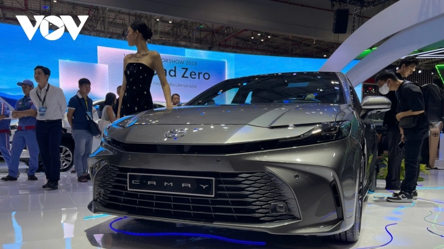 Bảng giá mới nhất của Toyota Camry 2025