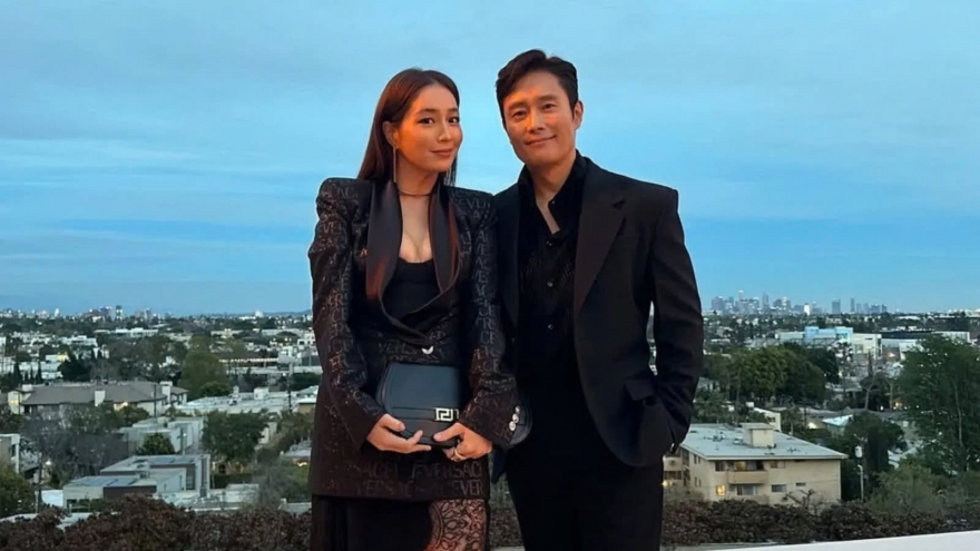 Trước Lee Min-jung, Lee Byung-hun từng "tay trong tay" với những ai?