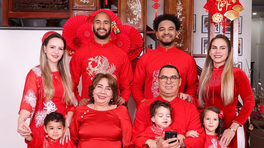 National football stars joyfully celebrate Lunar New Year of the Snake 2025