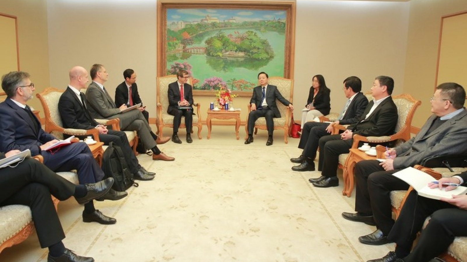France, Vietnam strengthen ties in strategic minerals cooperation