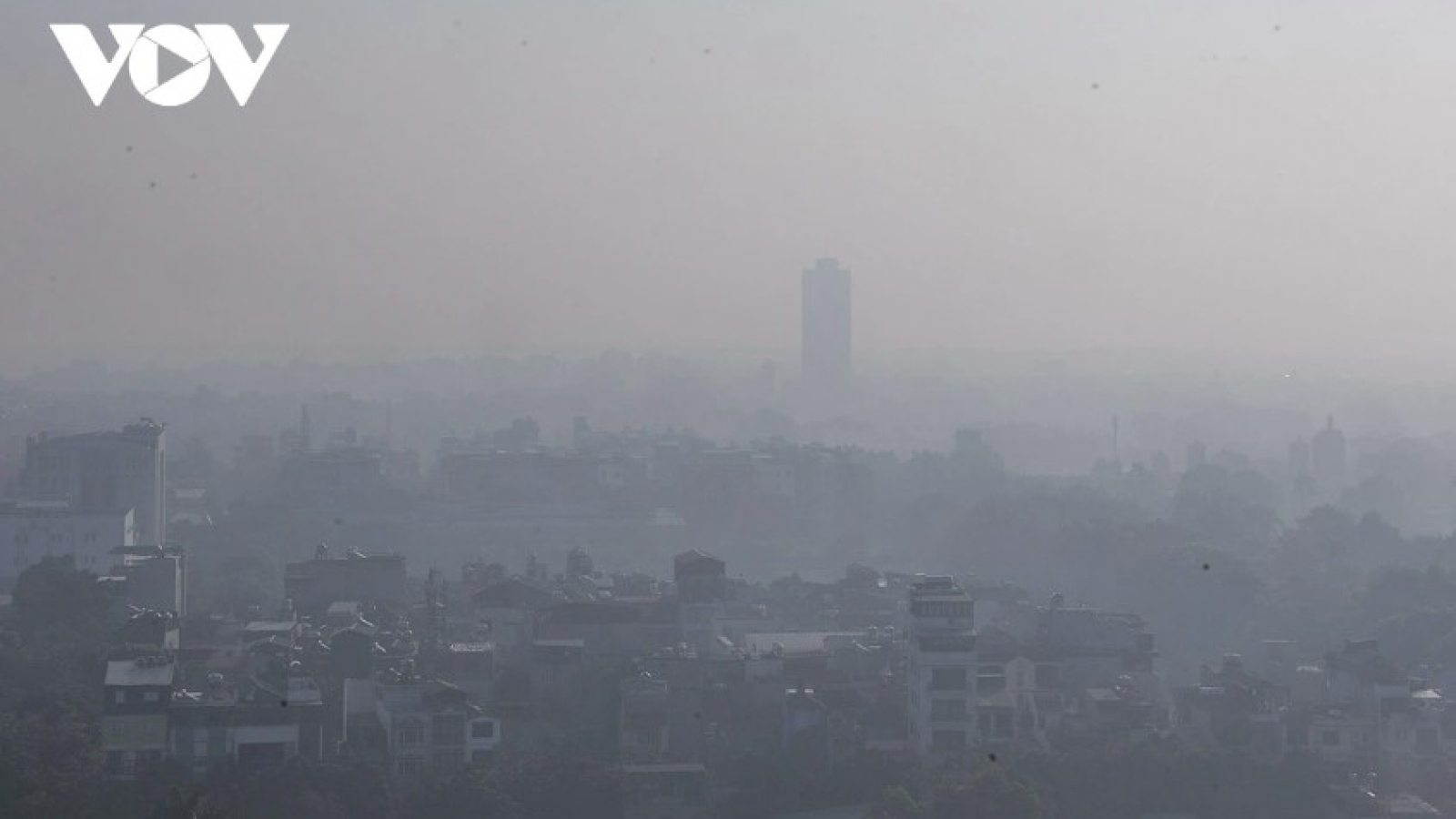 Hanoi's air quality remains at hazardous levels with no signs of improvement