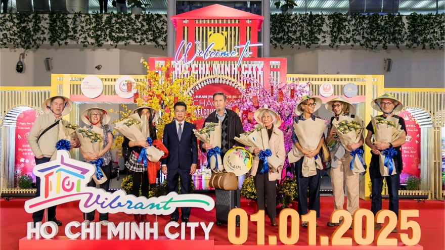 BestPrice Travel partners with Ho Chi Minh City to welcome first foreign tourists in 2025