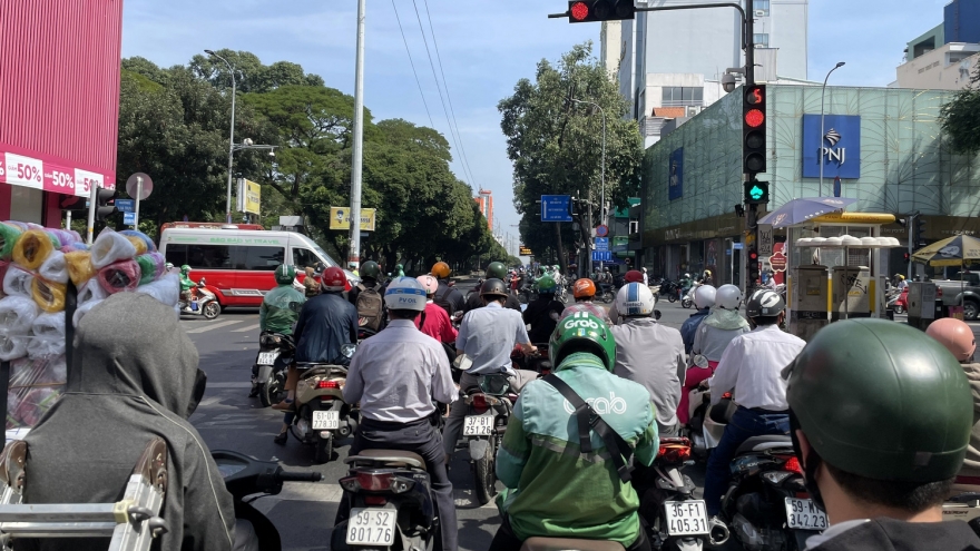 TP.HCM sẽ đánh giá lại để phân luồng giảm ùn tắc giao thông