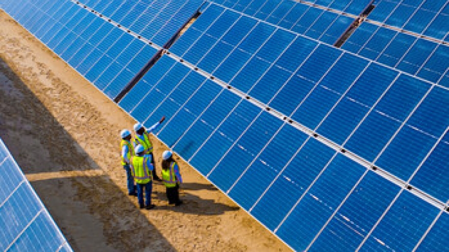 UAE công bố dự án trang trại năng lượng mặt trời trị giá 6 tỷ USD