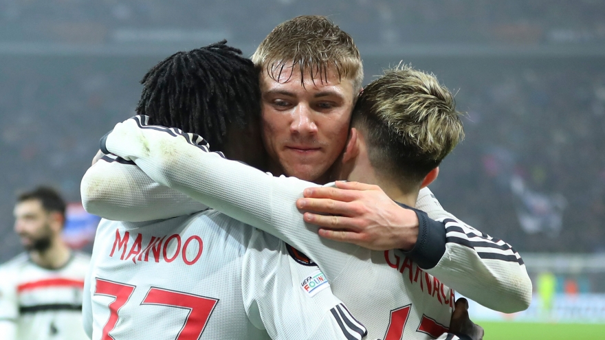 Kết quả bóng đá hôm nay 31/1: MU và Tottenham thắng dễ