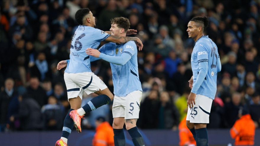 Kết quả Cúp C1 châu Âu hôm nay 30/1: Man City vượt qua vòng bảng