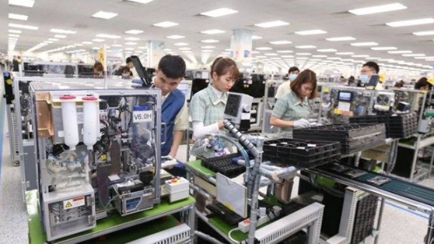 Vietnam establishes investment support fund to attract more major tech investors