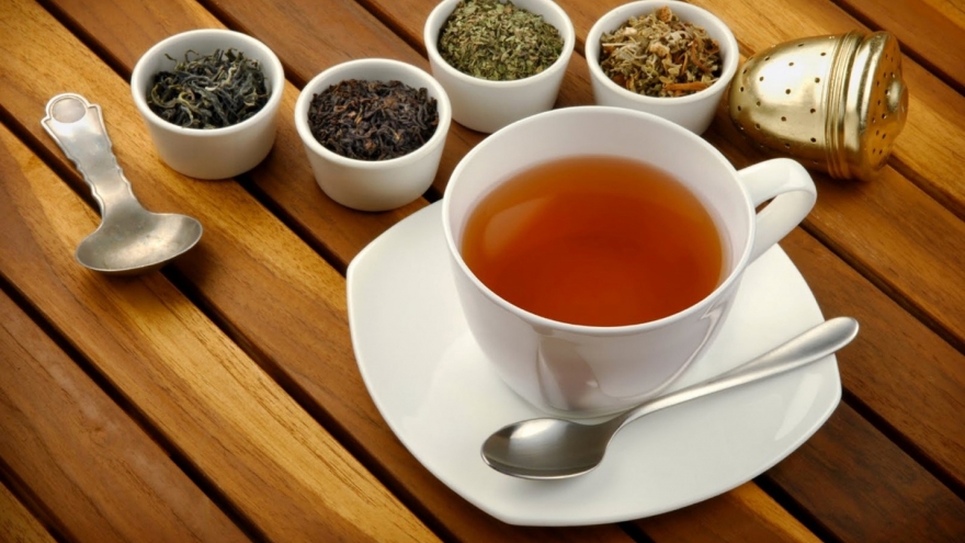 6 thực phẩm bổ dưỡng nhưng cần tránh xa khi uống trà kẻo “rước họa vào thân”