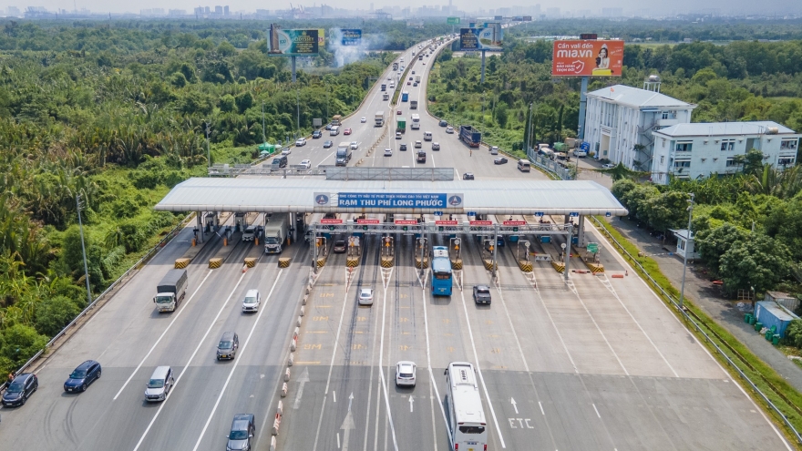 Còn hơn 590.000 phương tiện hết tiền trong tài khoản lưu thông trên cao tốc