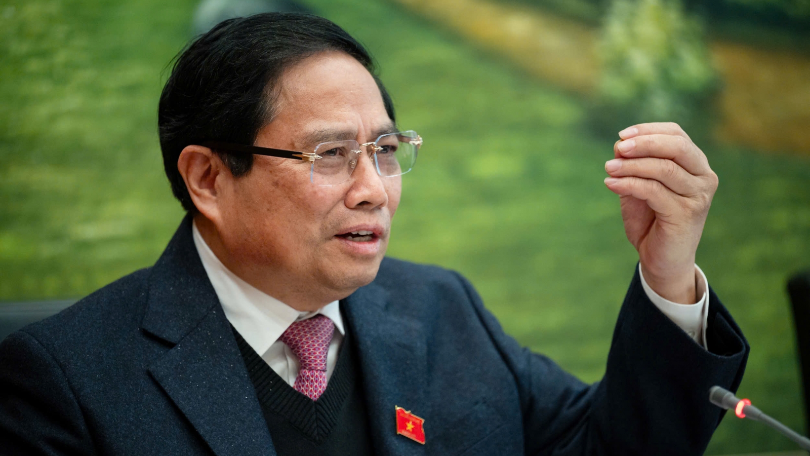 Thủ tướng: "Có việc cấp bách phải họp trong 1 tiếng, 1 đêm để quyết ngay"