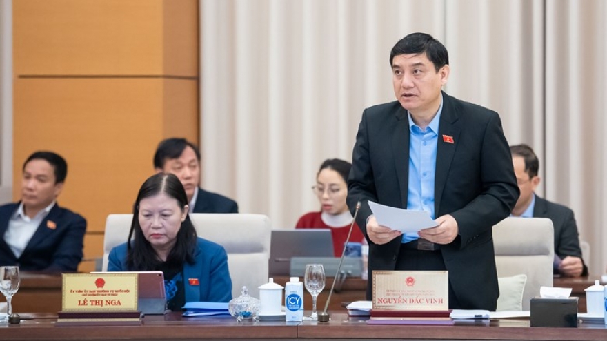 Giáo viên được hỗ trợ thuê nhà ở công vụ, lương xếp cao nhất