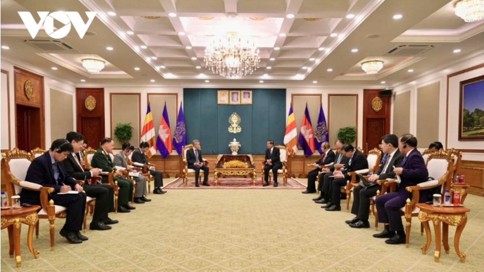 Cambodian Senate President commends Vietnam’s governance reforms