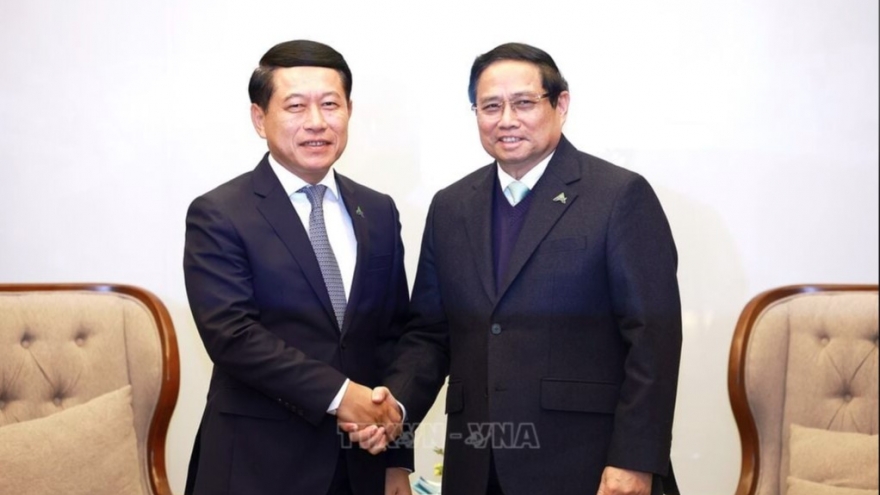 PM receives Lao leader on ASEAN Future Forum sidelines