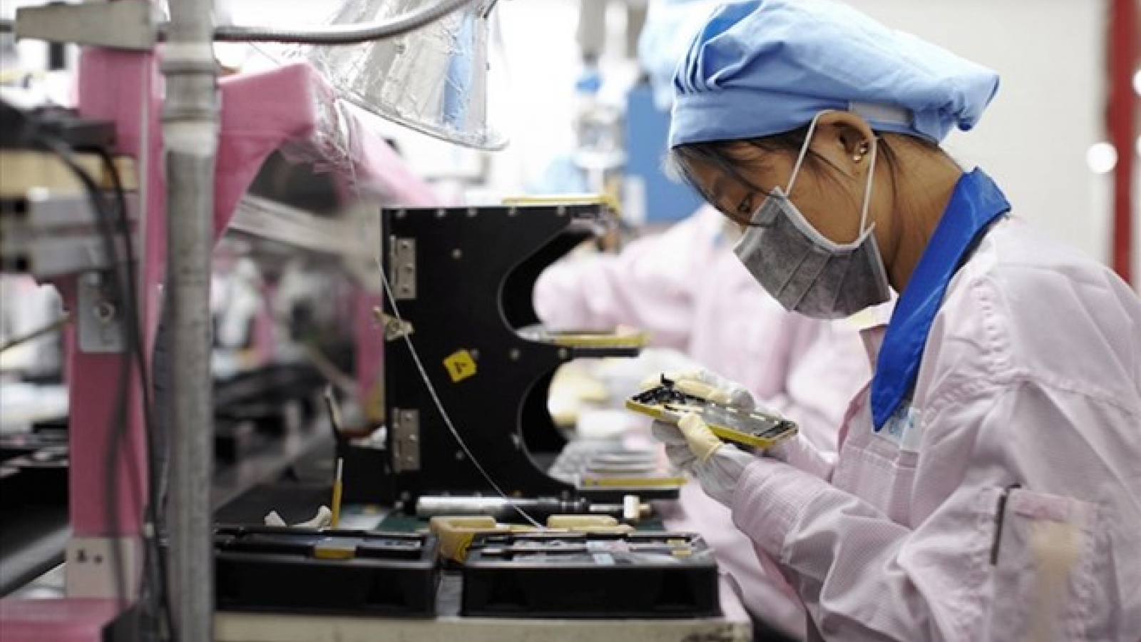 China spends US$15.5 billion on Vietnamese phone imports, down from previous year