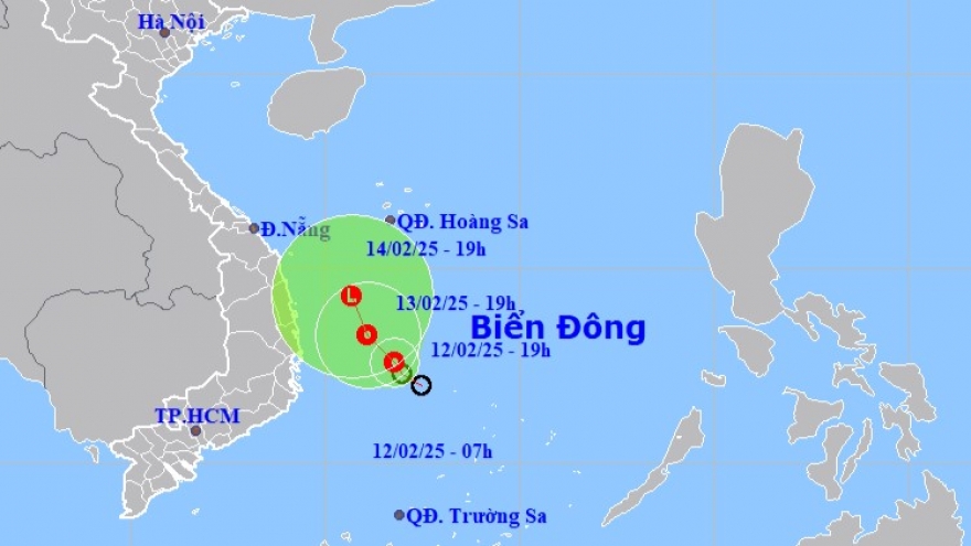 Áp thấp nhiệt đới giật cấp 8 di chuyển hướng Tây Bắc với tốc độ 5-10 km/h