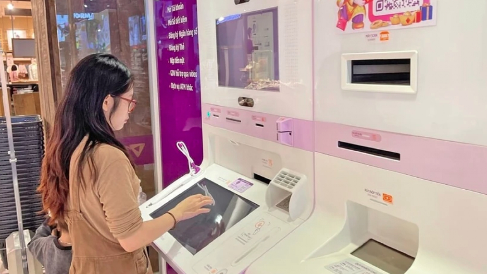 Digital banking services in Vietnam make remarkable stride