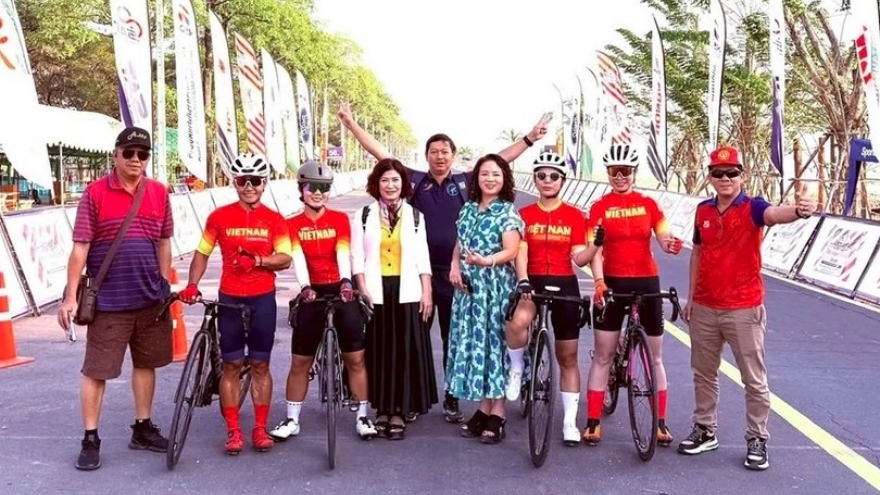 Vietnam secures second gold at 2025 Asian road cycling championships