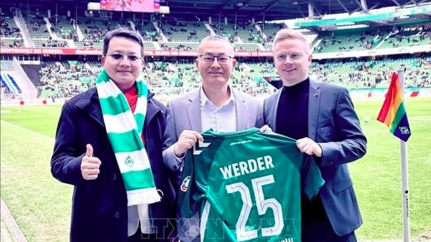 German football club looks to deepen ties with Vietnam