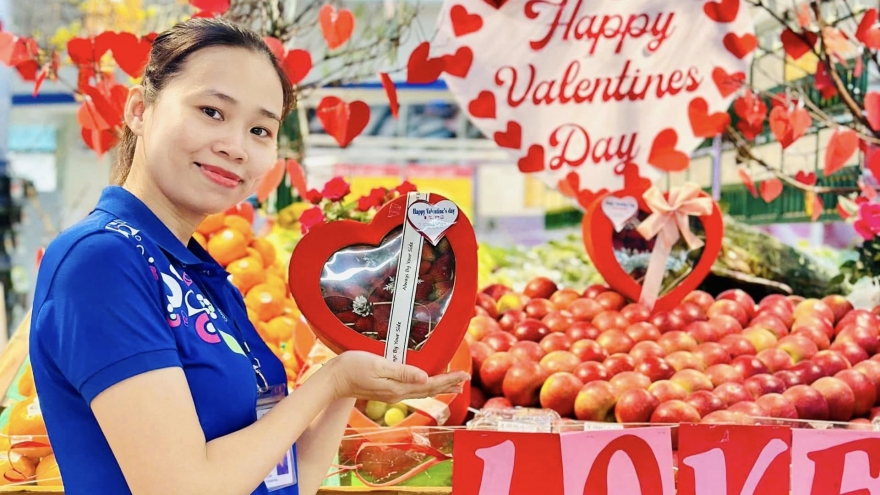 Co.opmart, Co.opXtra tăng lượng hàng đón Valentine