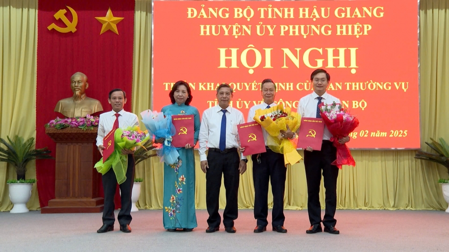 Ông Tống Hoàng Khôi giữ chức Bí thư huyện ủy Phụng Hiệp, tỉnh Hậu Giang