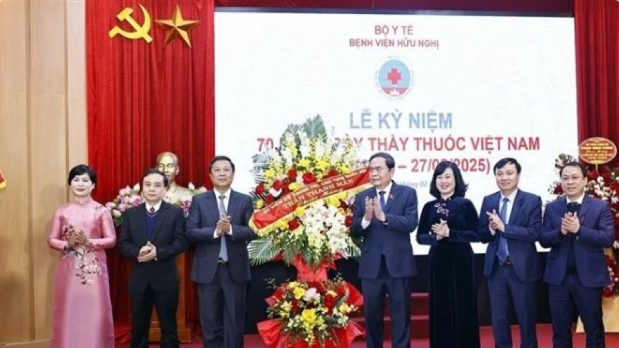 NA Chairman commends Huu Nghi Hospital’s commitment to public health excellence