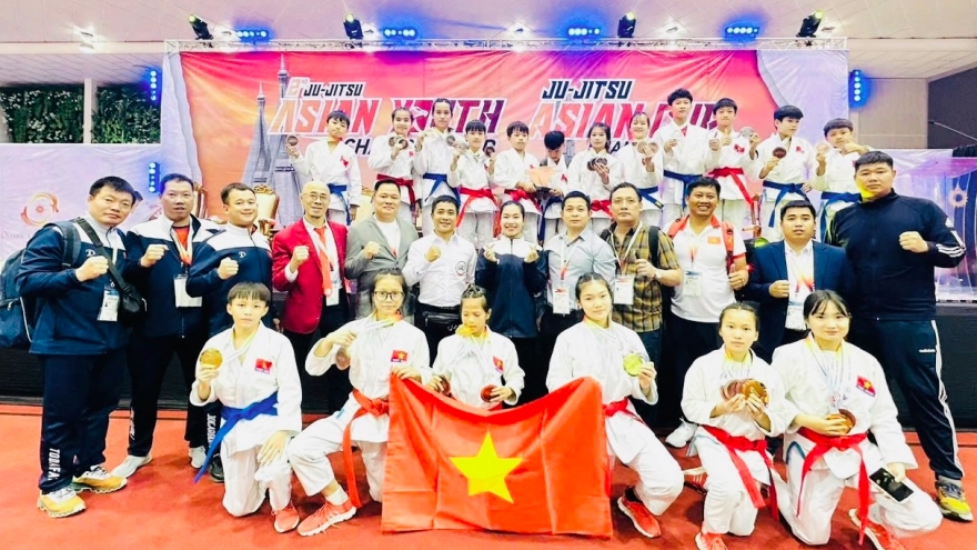 Fighters claim seven golds at Asian Jujitsu Championship