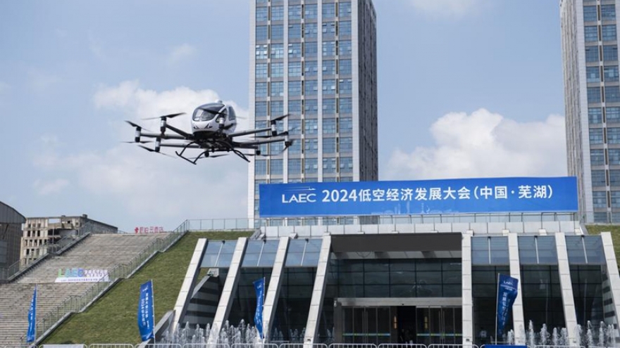 Trung Quốc sửa đổi luật, dành không phận cho phát triển kinh tế tầm thấp