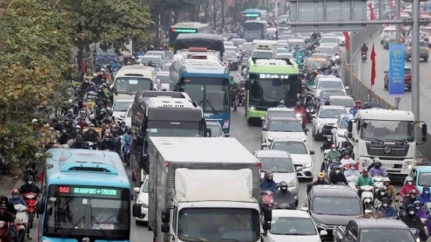 Experts call for safety measures as motorbikes remain dominant transport choice