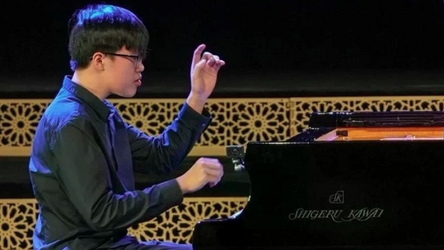 Vietnamese pianist takes first place at international competition