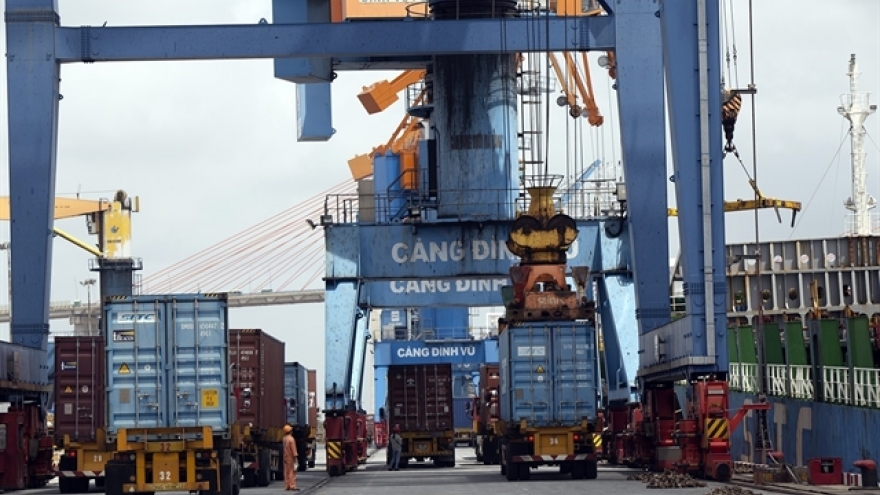 Vietnam's port firms thrive in 2024