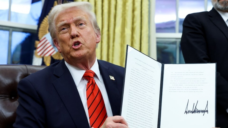 Ông Trump dự kiến sẽ ký sắc lệnh để tiếng Anh thành ngôn ngữ chính thức của Mỹ