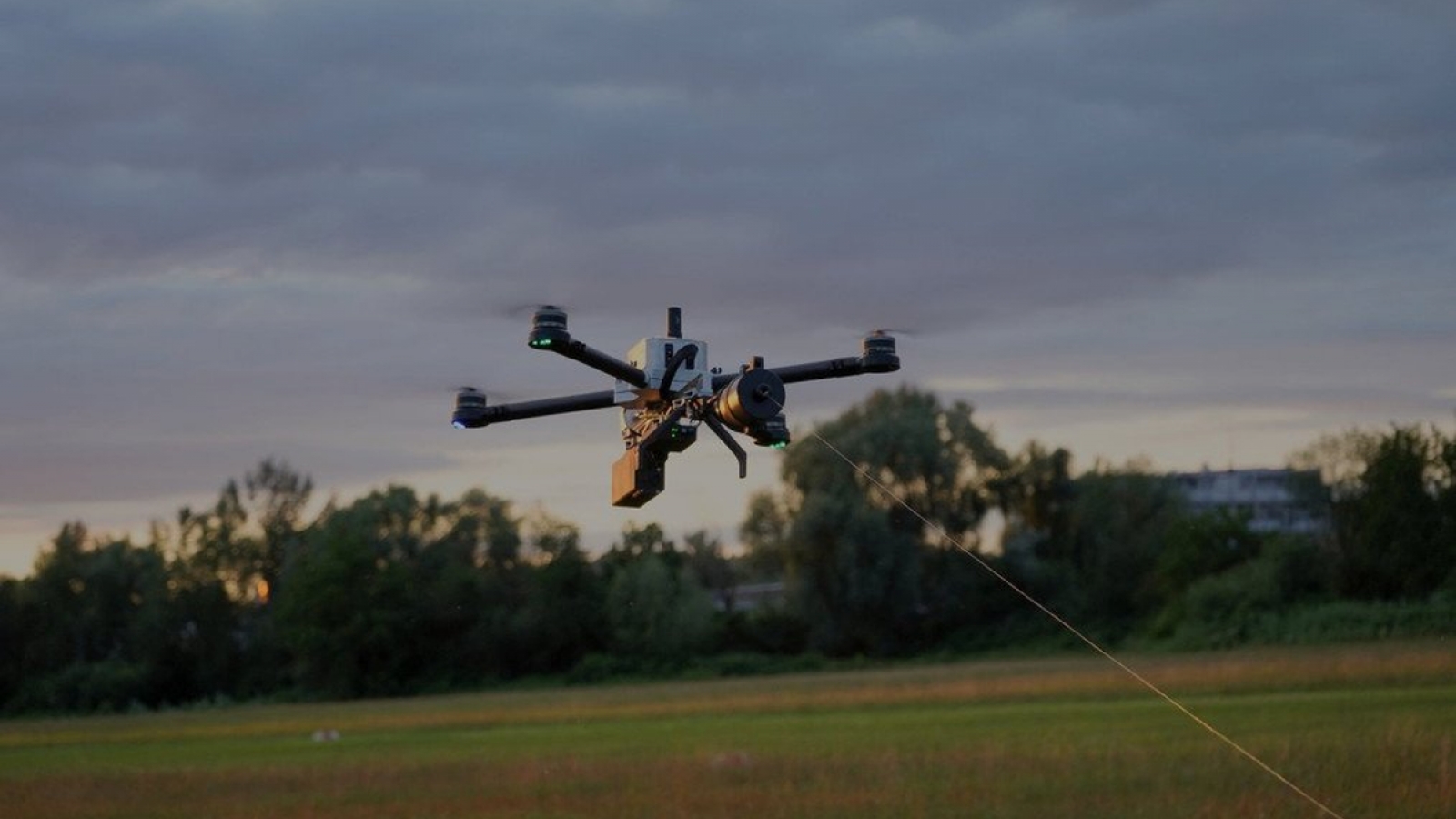 Ukraine tiết lộ chiến thuật đánh hạ UAV nguy hiểm nhất của Nga