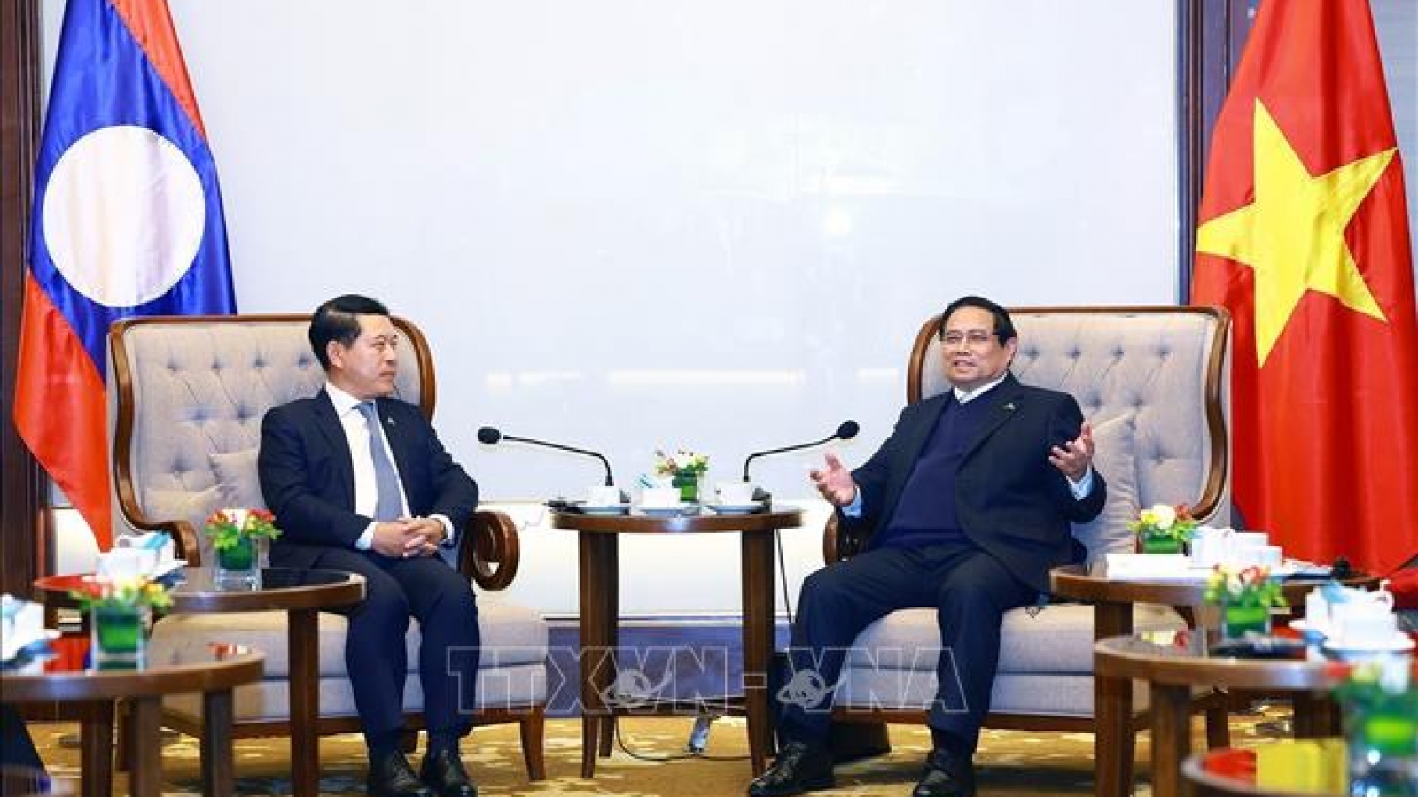 Thủ tướng Phạm Minh Chính tiếp Phó Thủ tướng Lào Saleumsay Kommasith