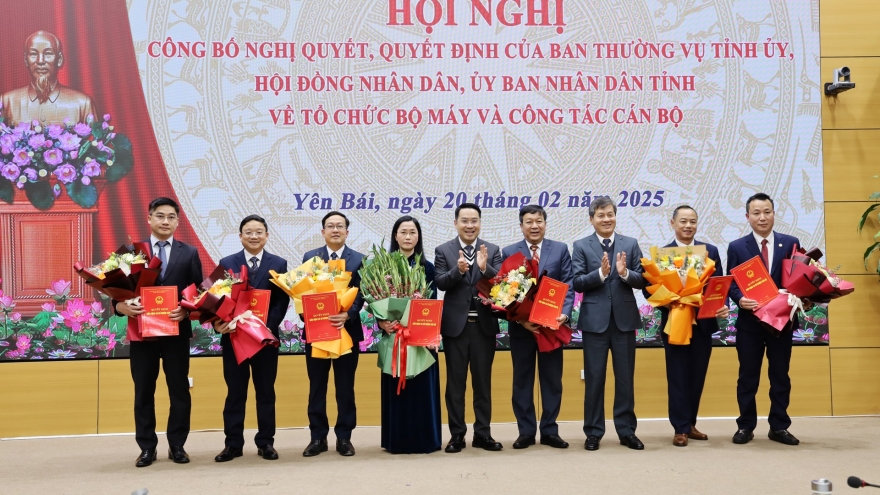 Yên Bái công bố các nghị quyết, quyết định về tổ chức bộ máy và công tác cán bộ