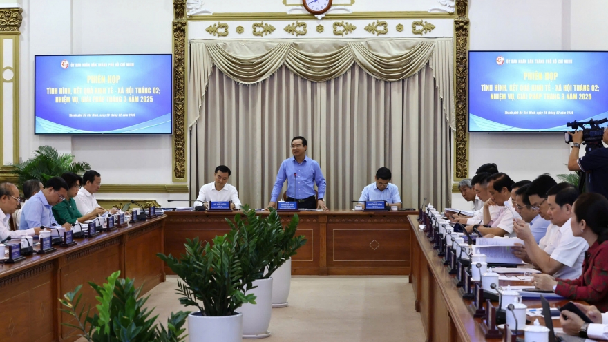 Chủ tịch UBND TPHCM băn khoăn vì “doanh nghiệp phá sản tăng cao”