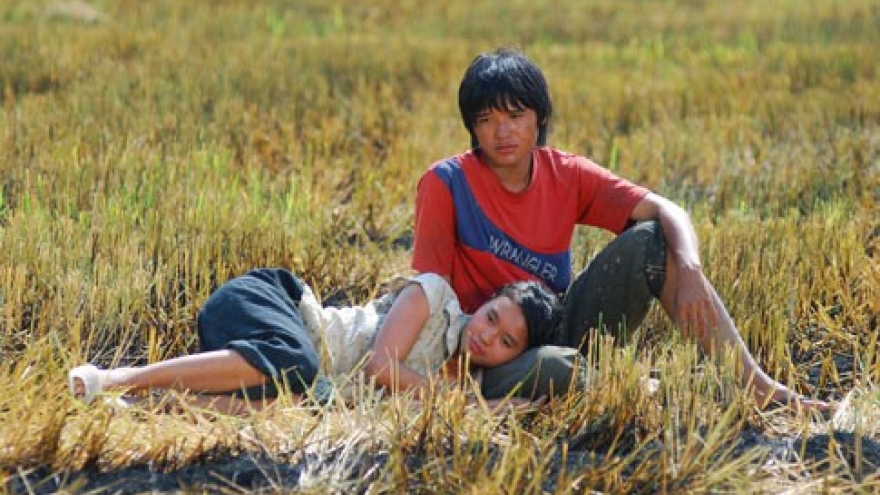 "Cánh đồng bất tận" thu 9,2 tỷ đồng