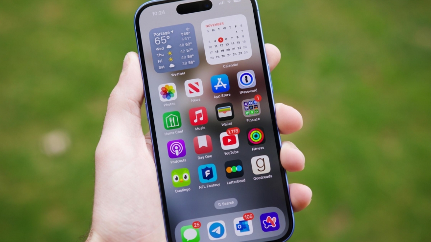 Lo ngại iPhone tăng giá do thuế quan của Mỹ