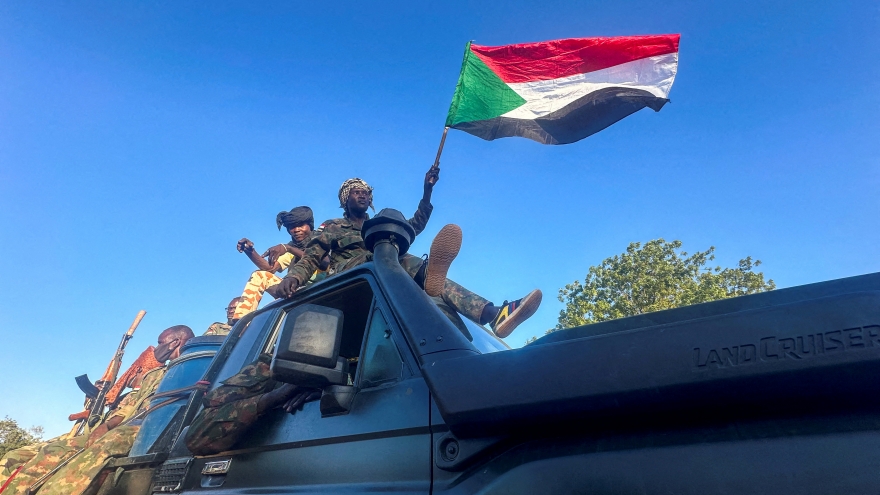 Quân đội Sudan giành lại quyền kiểm soát thủ đô Khartoum