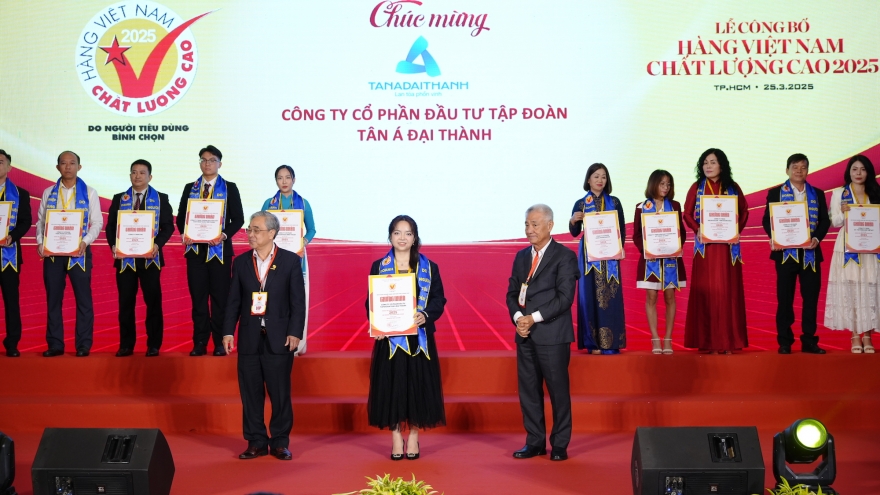 Tập đoàn Tân Á Đại Thành với danh hiệu “Hàng Việt Nam chất lượng cao” 19 năm liên tục