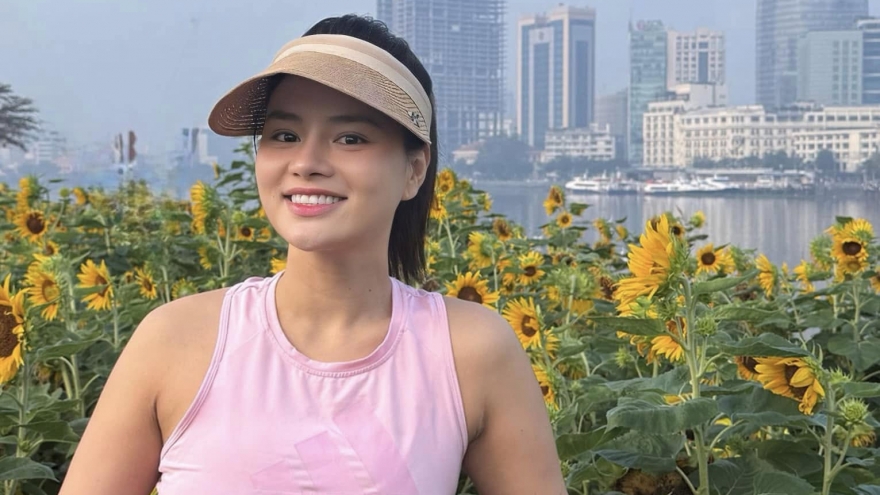 Vũ Thu Phương lấy lại tinh thần sau khi ly hôn chồng doanh nhân