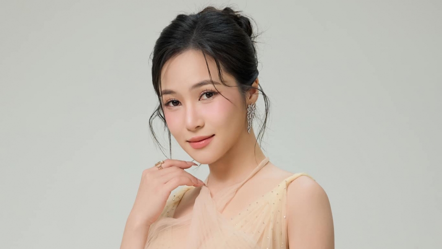 Sao Việt 16/3: Hương Tràm thăng hạng nhan sắc