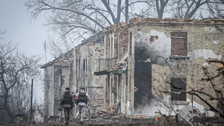 Nga sắp giành lại toàn bộ Kursk, Ukraine nguy cơ mất cả chì lẫn chài