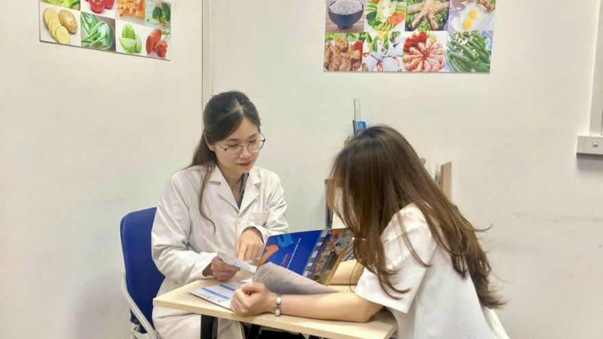 Nước ép trái cây, rau củ có thải độc gan, thận như lời đồn?