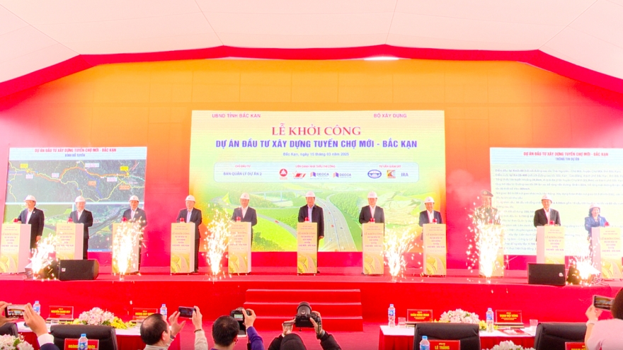 Khởi công tuyến cao tốc Chợ Mới- Bắc Kạn