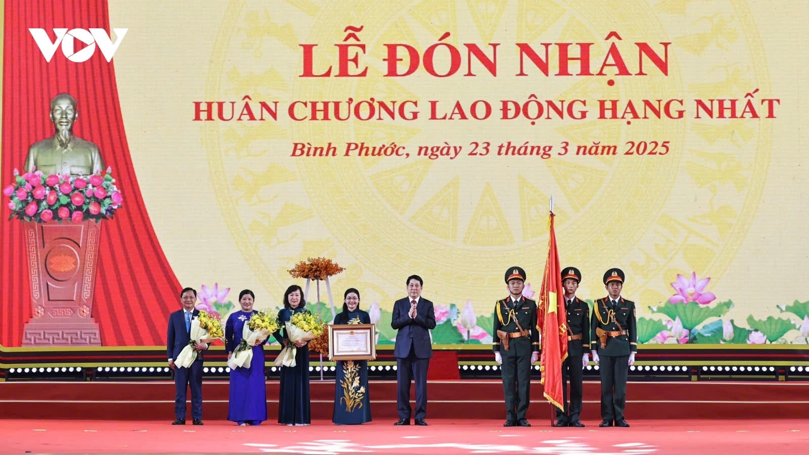 President Luong Cuong attends Binh Phuoc’s 50th Liberation Day anniversary