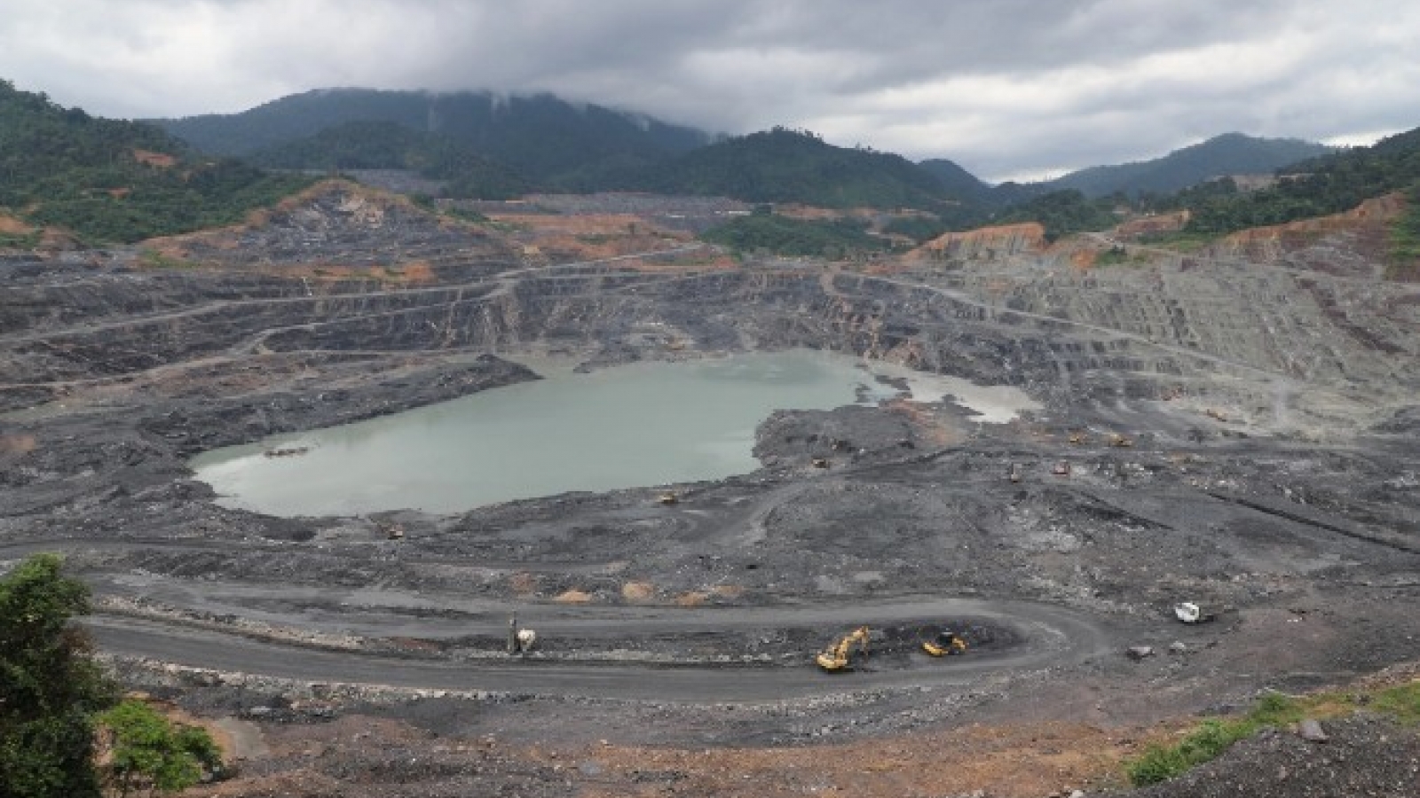 Vietnam-Laos trade sees impressive 66.5% growth in January