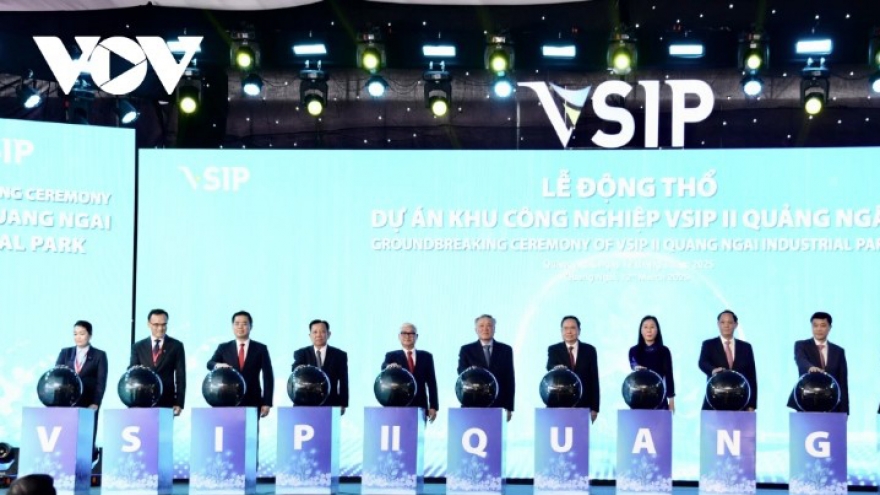 NA leader attends groundbreaking ceremony for VSIP II Quang Ngai industrial park