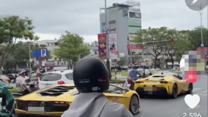 Làm rõ thông tin lan truyền trên mạng về đoàn "siêu xe" ngang nhiên vượt đèn đỏ